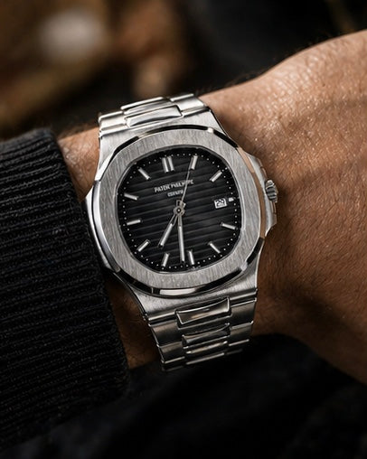 Luxury Stainless Steel Nautilus-Style Watch – Black Dial